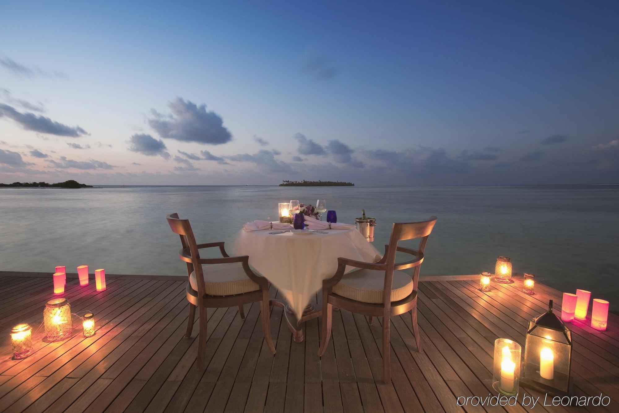 The Residence Maldives Dhigurah  Restoran gambar